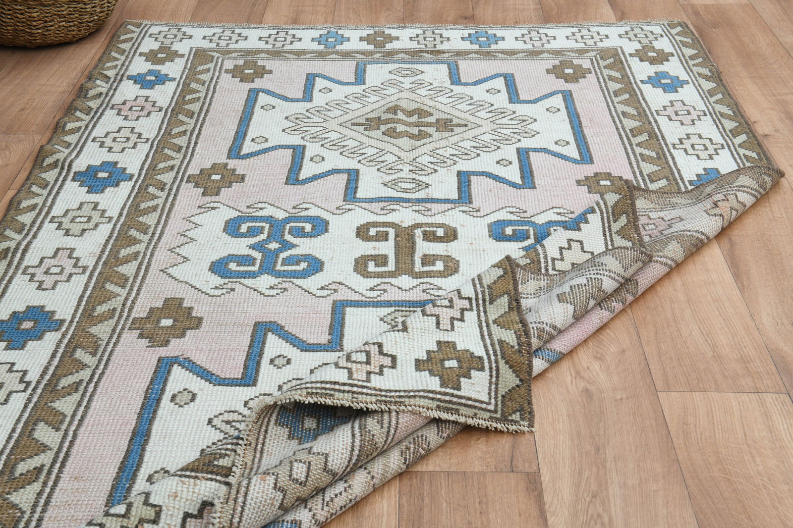 4'3x6'2 ft, GEOMETRIC OUSHAK RUG - 5