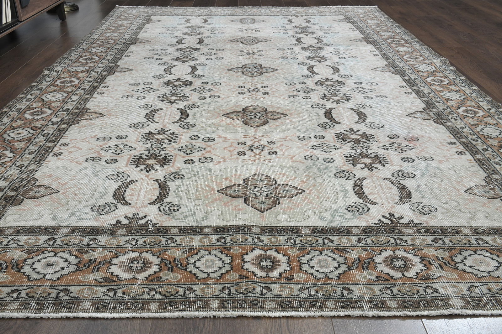 6'7x10'5 ft, OVERSIZE AREA RUG - 8