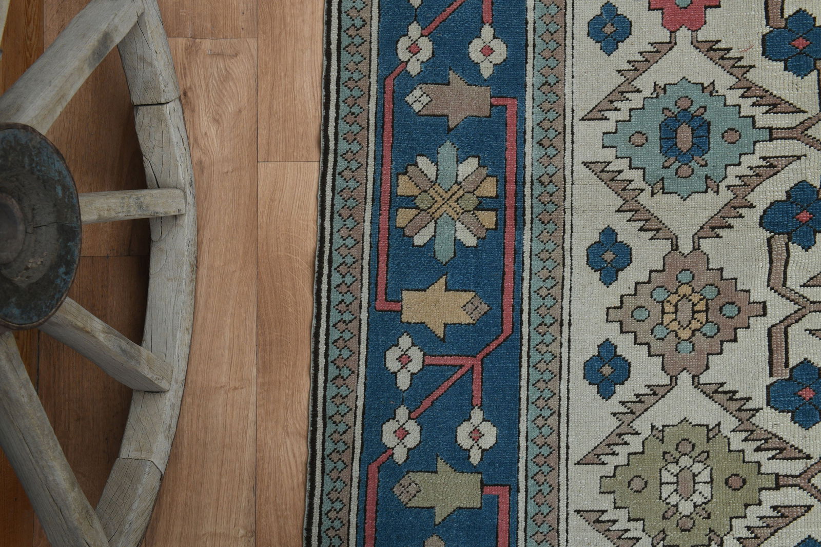 9'2x12'5 ft, OUSHAK AREA RUG - 5