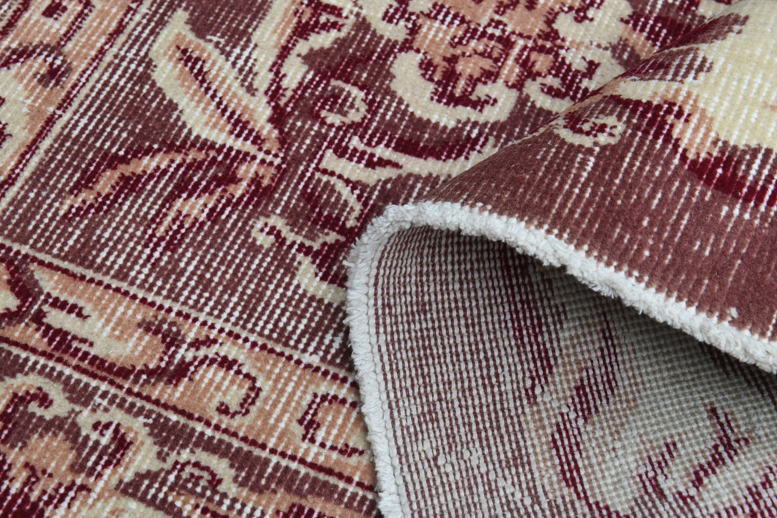 5'1x8'1 ft, PINK OUSHAK RUG: Title: 5'1x8'1 ft, PINK OUSHAK RUG Description: This Turkish one-of-a-kind Vintage Turkish Rug is hand-knotted and handwoven by the most skilled artisans who use pure wool, in muted, natural tones, an