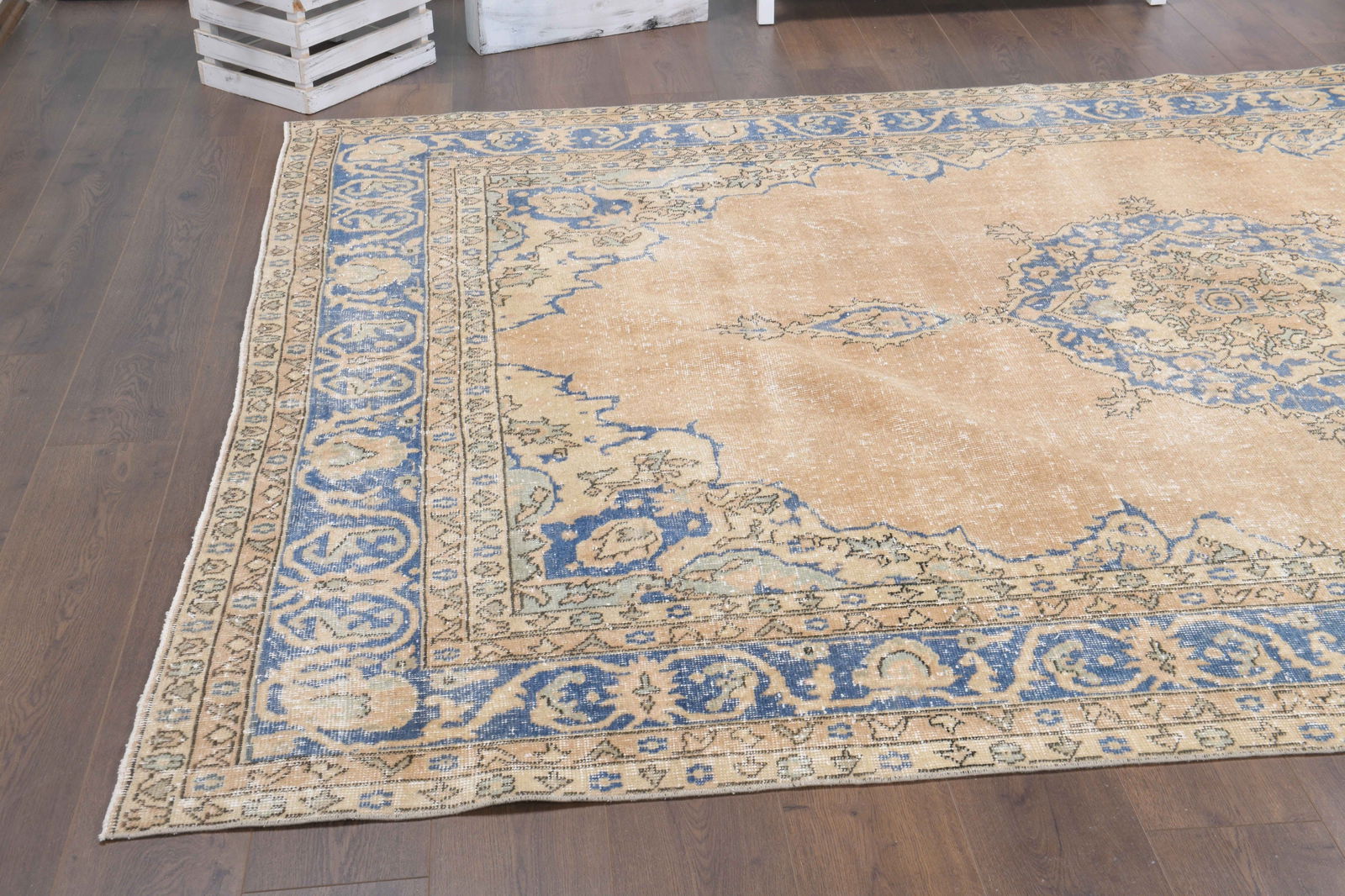 8x10 OVERSIZE AREA RUG - 8