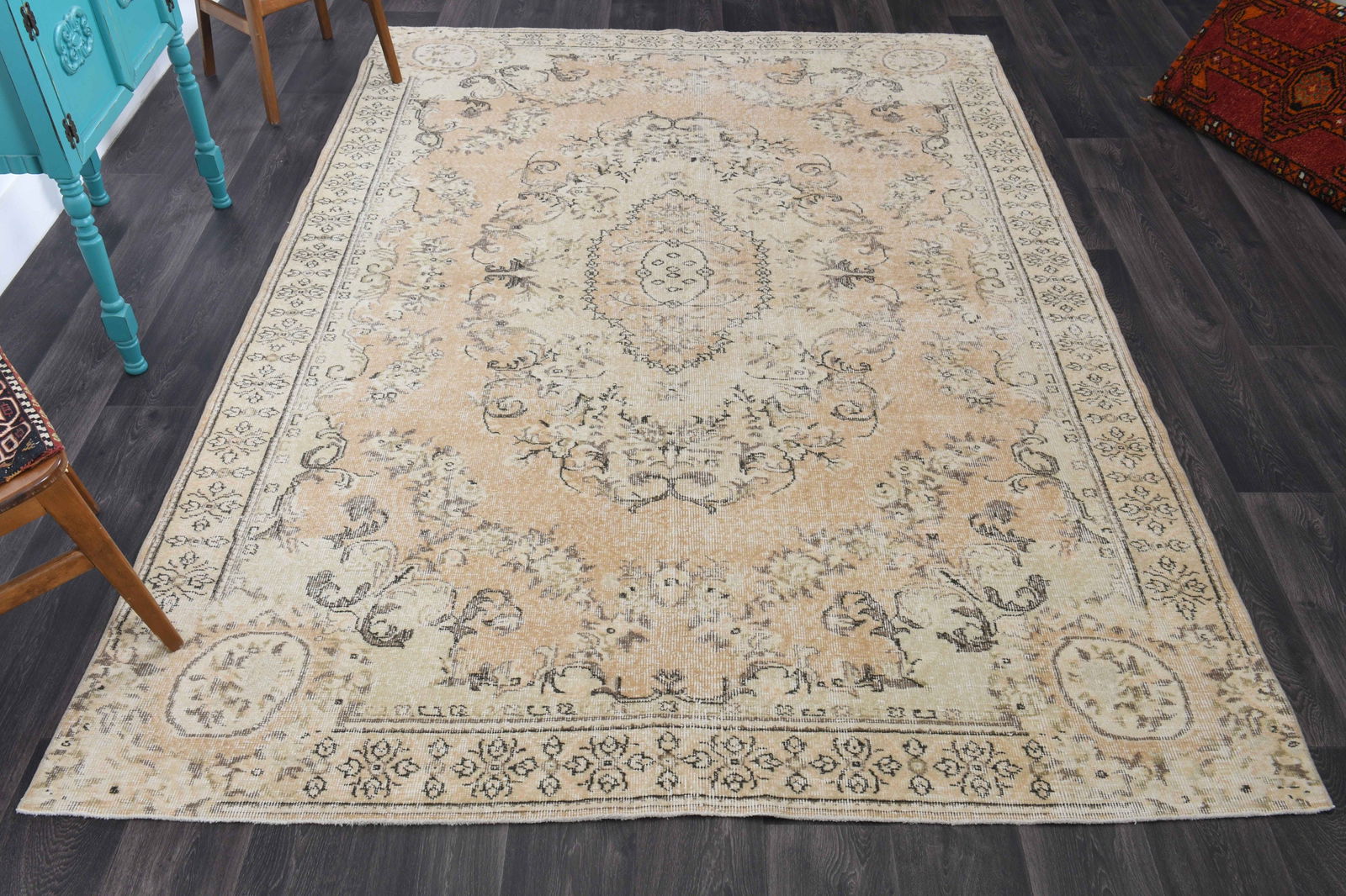 6.8x9.7 ft, TURKISH Rug, VINTAGE: Title: 6.8x9.7 ft, TURKISH Rug, VINTAGE Description: This Turkish one-of-a-kind Vintage Turkish Rug is hand-knotted and handwoven by the most skilled artisans who use pure wool, in muted, natural tone