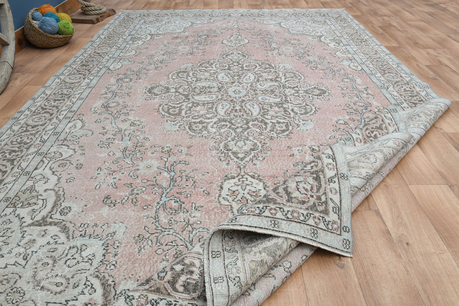 7'9x13'3 ft, TURKISH AREA RUG - 7