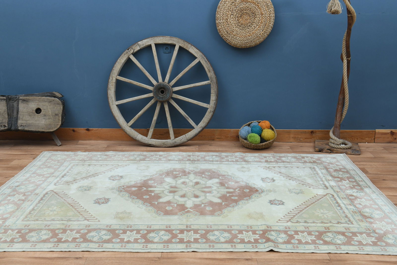 6'6x10'1 ft, TURKISH OUSHAK RUG - 12