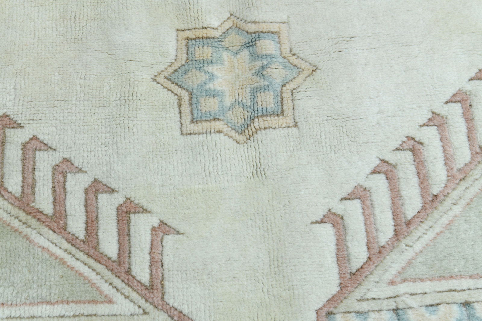 6'6x10'1 ft, TURKISH OUSHAK RUG - 9