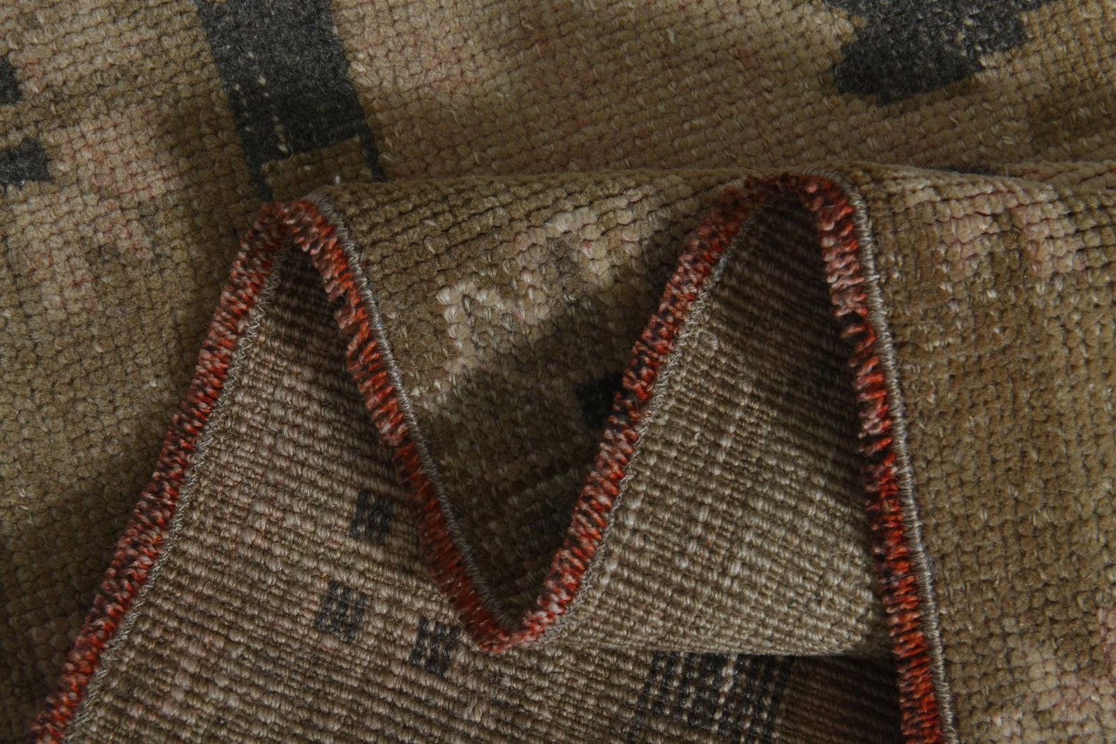 6.1x9.3 ft, BROWN TURKISH RUG: Title: 6.1x9.3 ft, BROWN TURKISH RUG Description: This Turkish one-of-a-kind Vintage Turkish Rug is hand-knotted and handwoven by the most skilled artisans who use pure wool, in muted, natural tones,