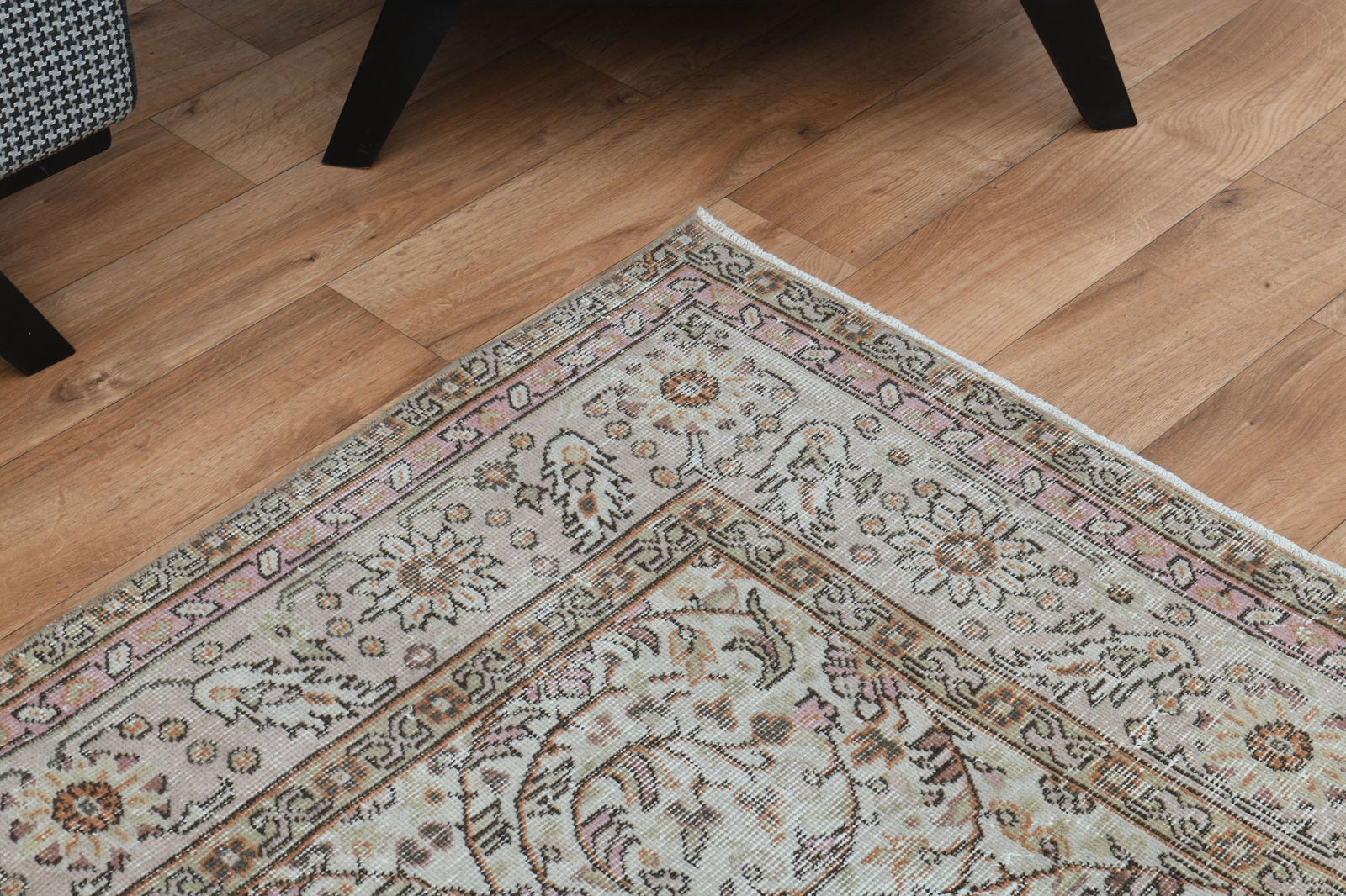 6.7x10.4, FADED Wool Rug - 5