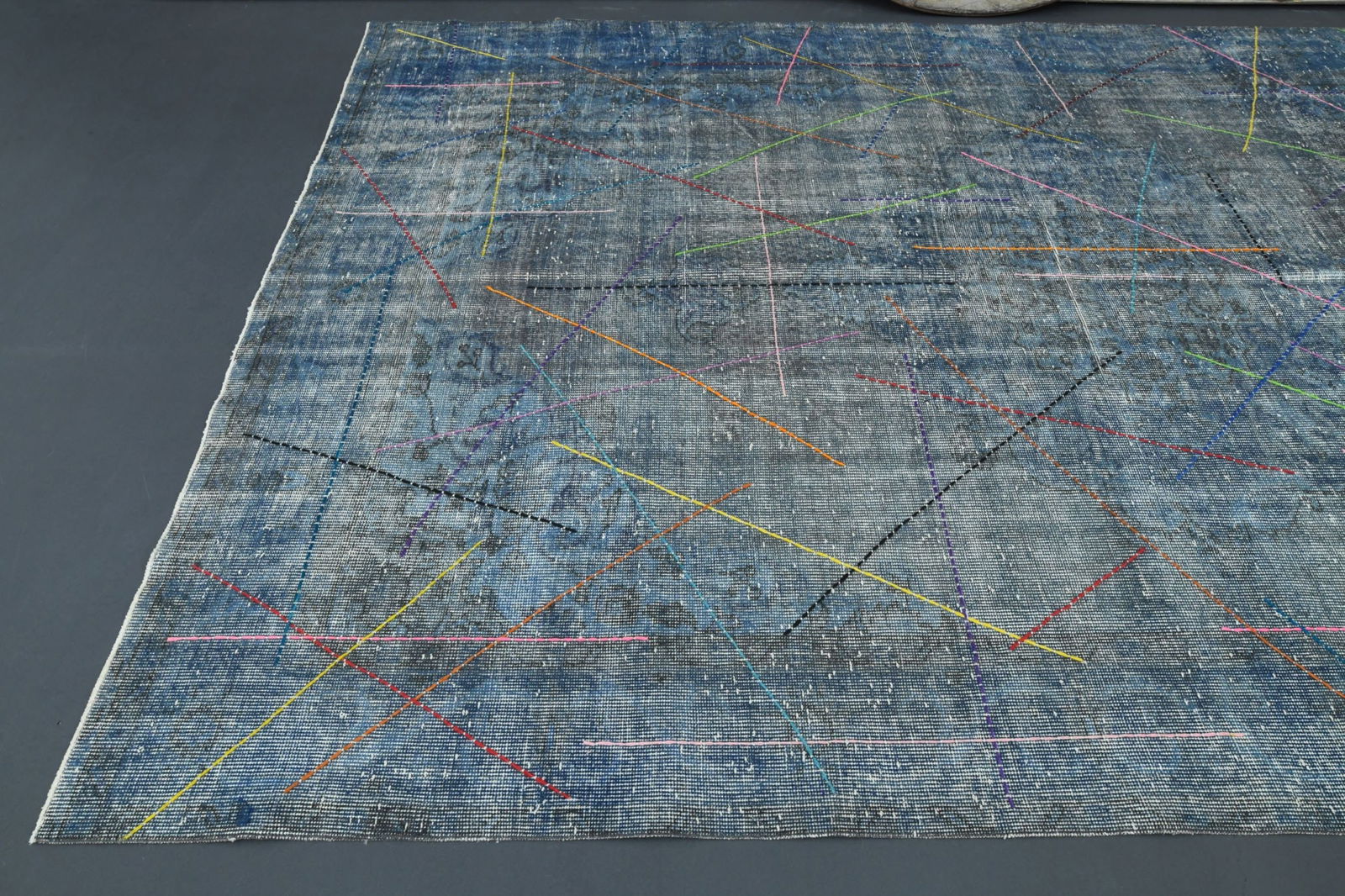 6.5x10.2 VINTAGE TURKISH RUG - 19