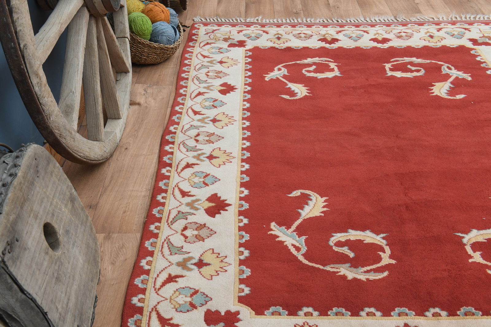 5'8x8 ft, RED BEIGE RUG - 6