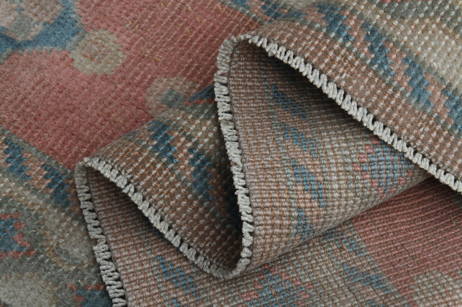 4'7x6'4 ft, BROWN AREA RUG - 19