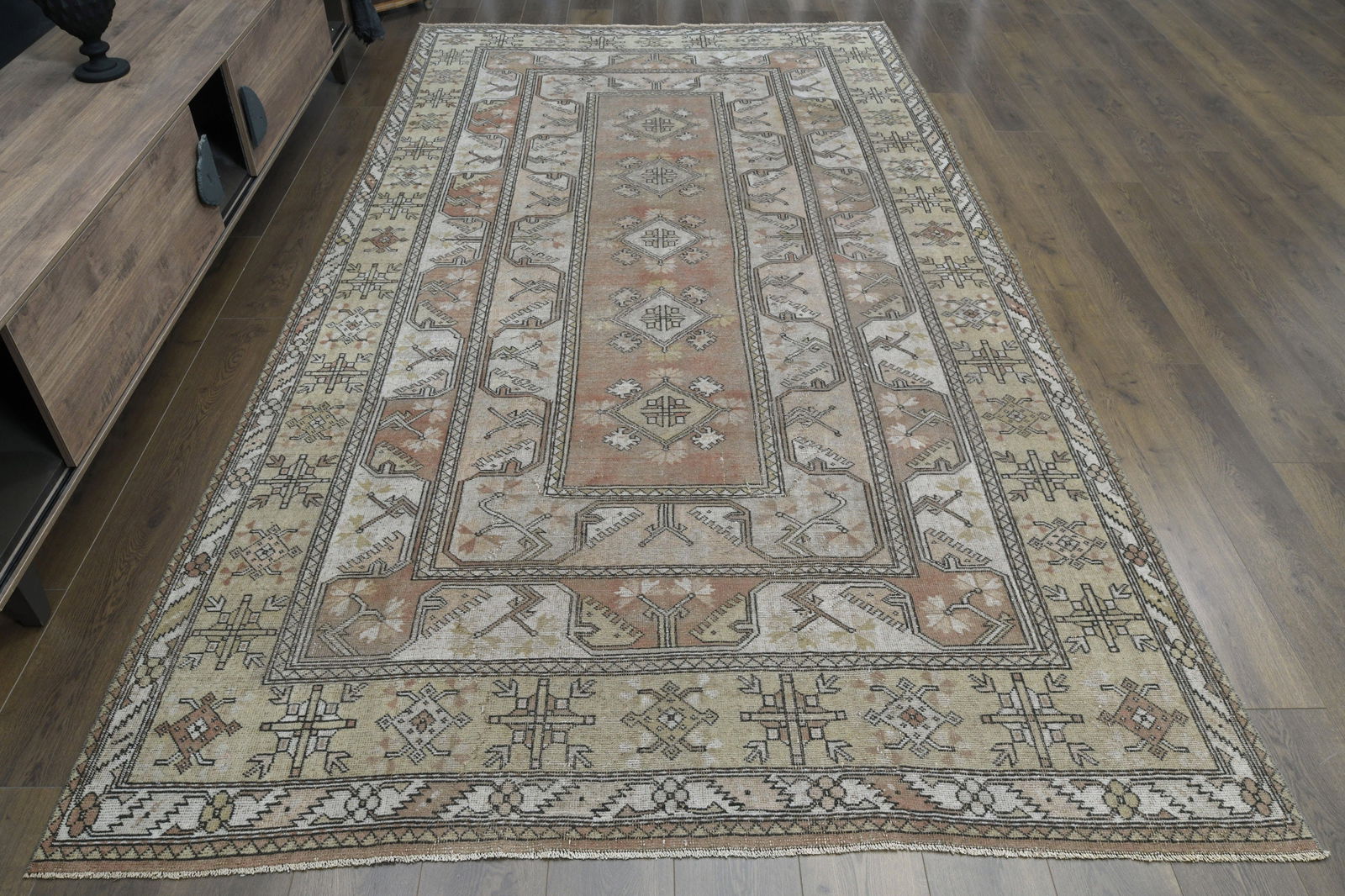 6'3x10'7 ft, FADED DECOR, Vintage Turkish Rug: Title: 6'3x10'7 ft, FADED DECOR, Vintage Turkish Rug Description: This Turkish one-of-a-kind Vintage Turkish Rug is hand-knotted and handwoven by the most skilled artisans who use pure wool, in muted,