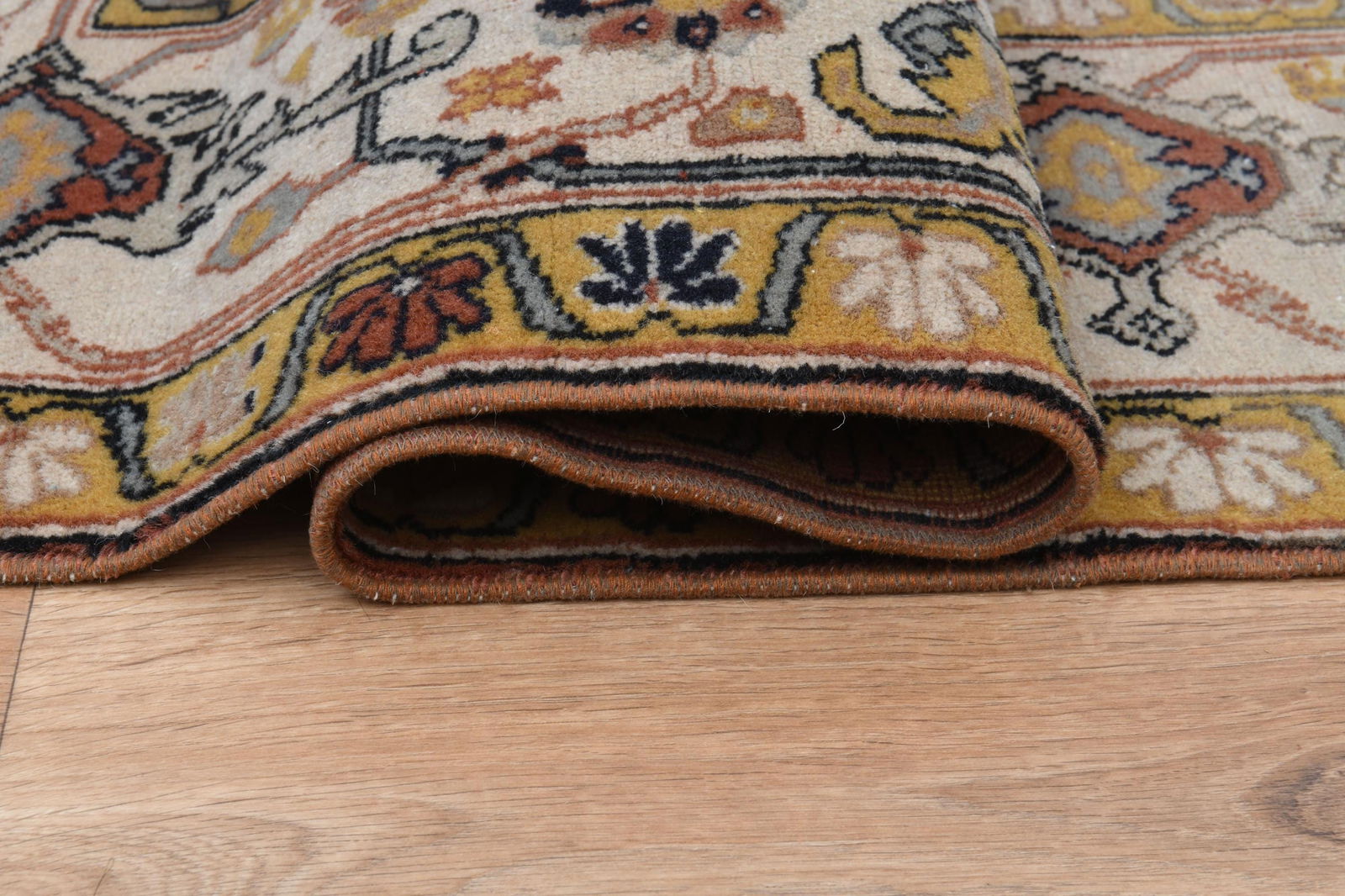 6.7x9.8 ft, PERSIAN AREA RUG - 15