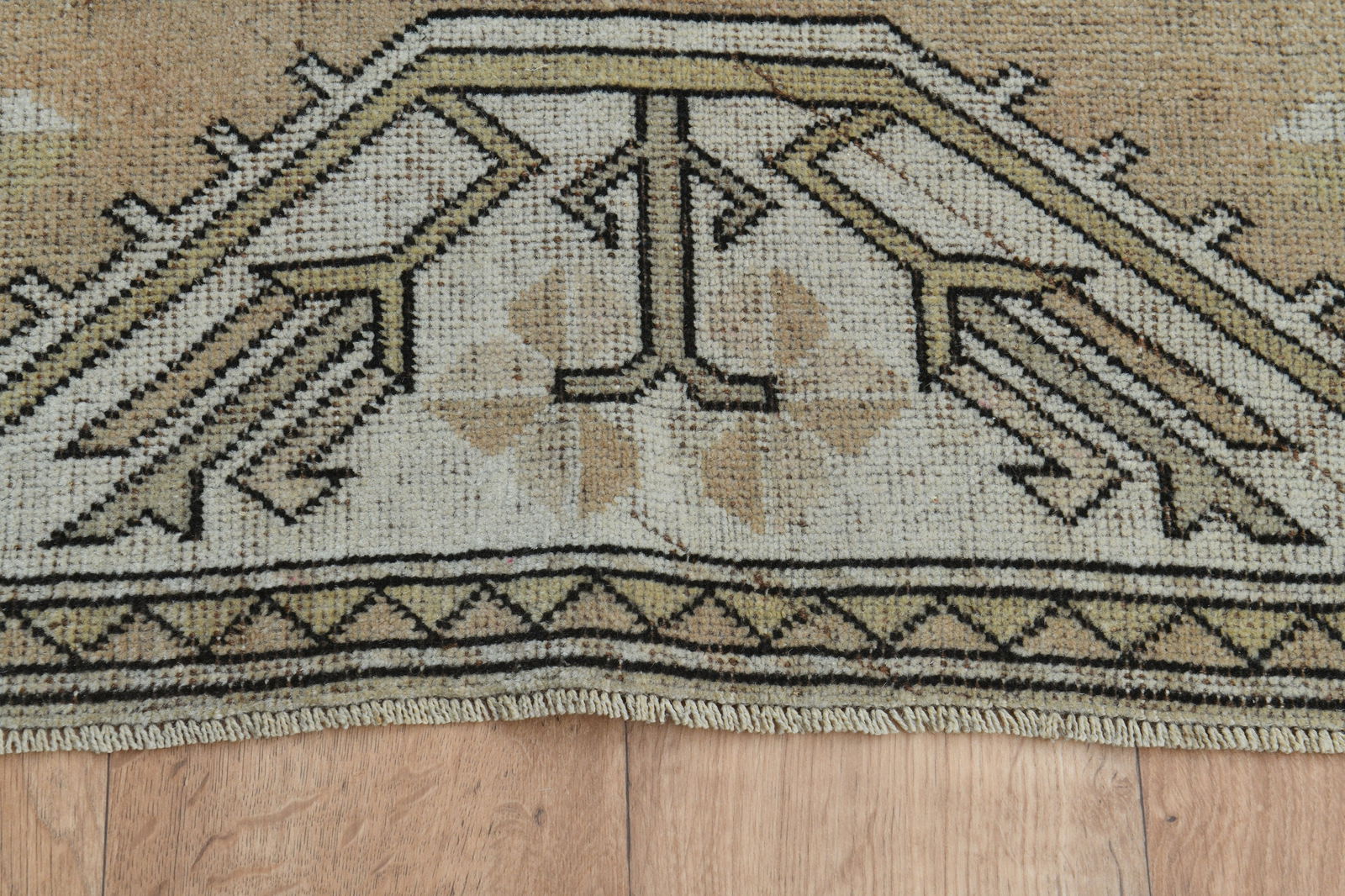 5'2x8'1 ft, BORDERED, TURKISH RUG - 15