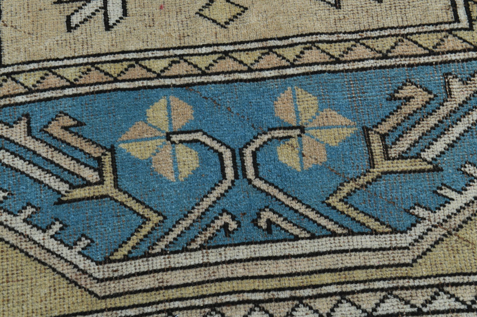 5'2x8'1 ft, BORDERED, TURKISH RUG - 7