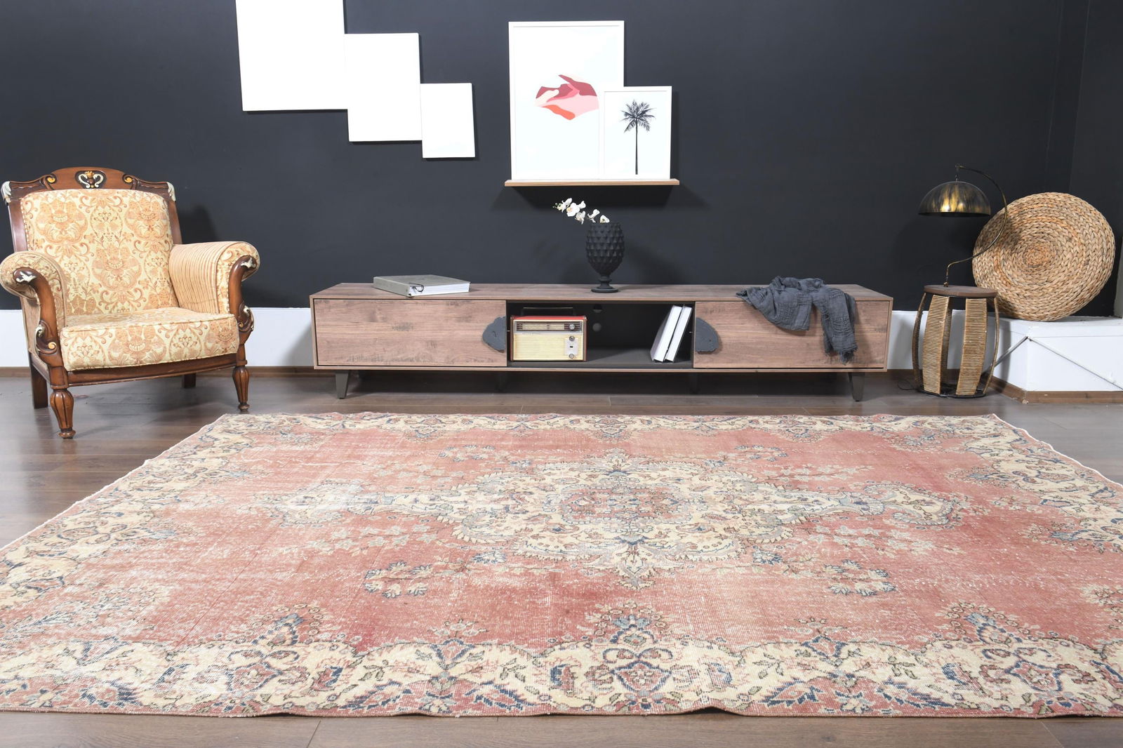 Antique Modern Decor 6’9” x 10’2” - 11