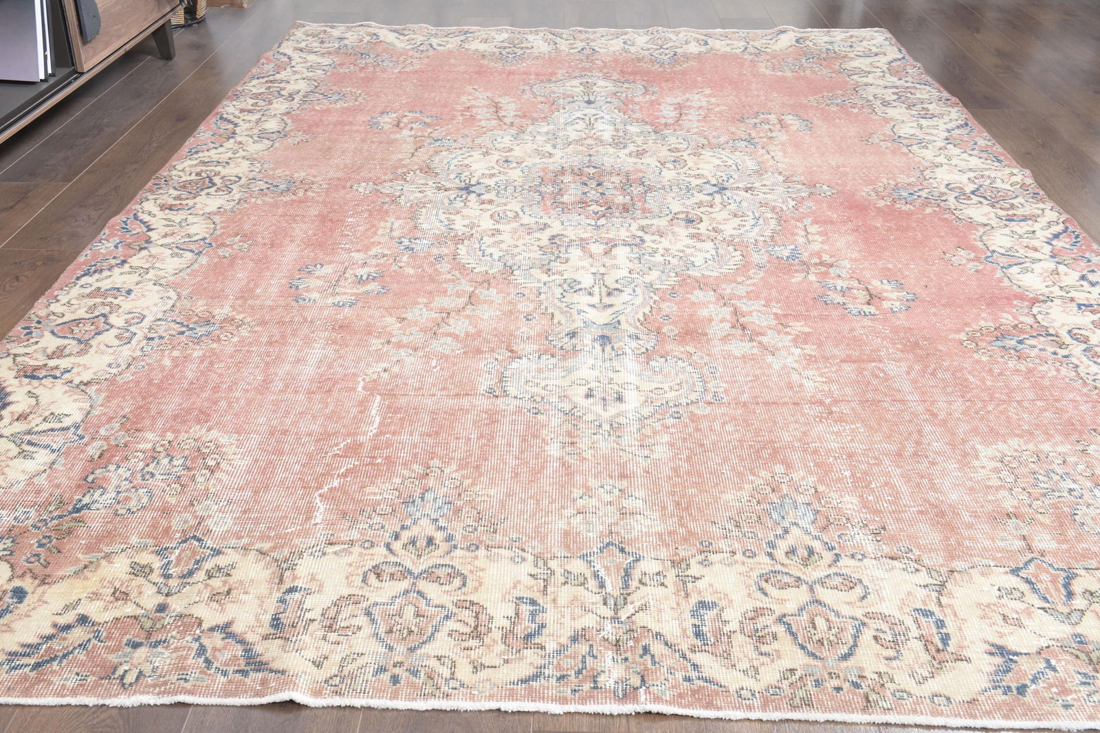 Antique Modern Decor 6’9” x 10’2” - 7