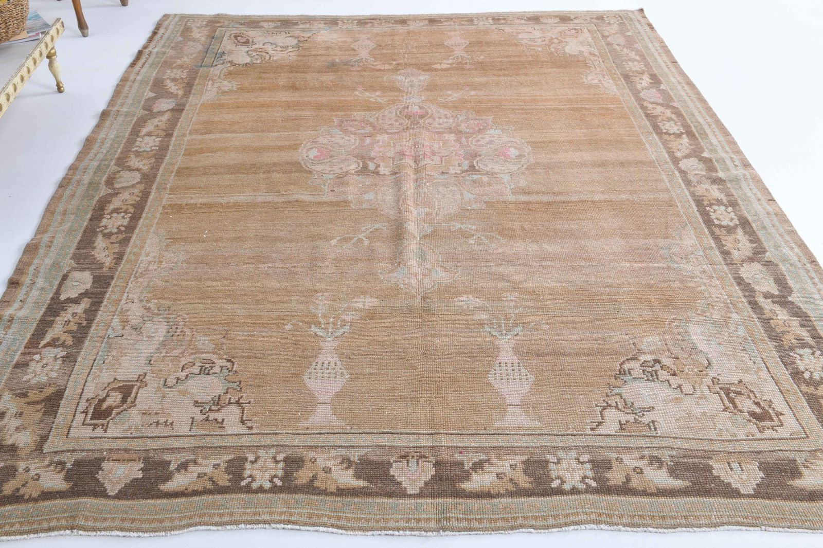 7.5x9.1 ft, TURKISH OUSHAK VINTAGE Rug (1 of 17)