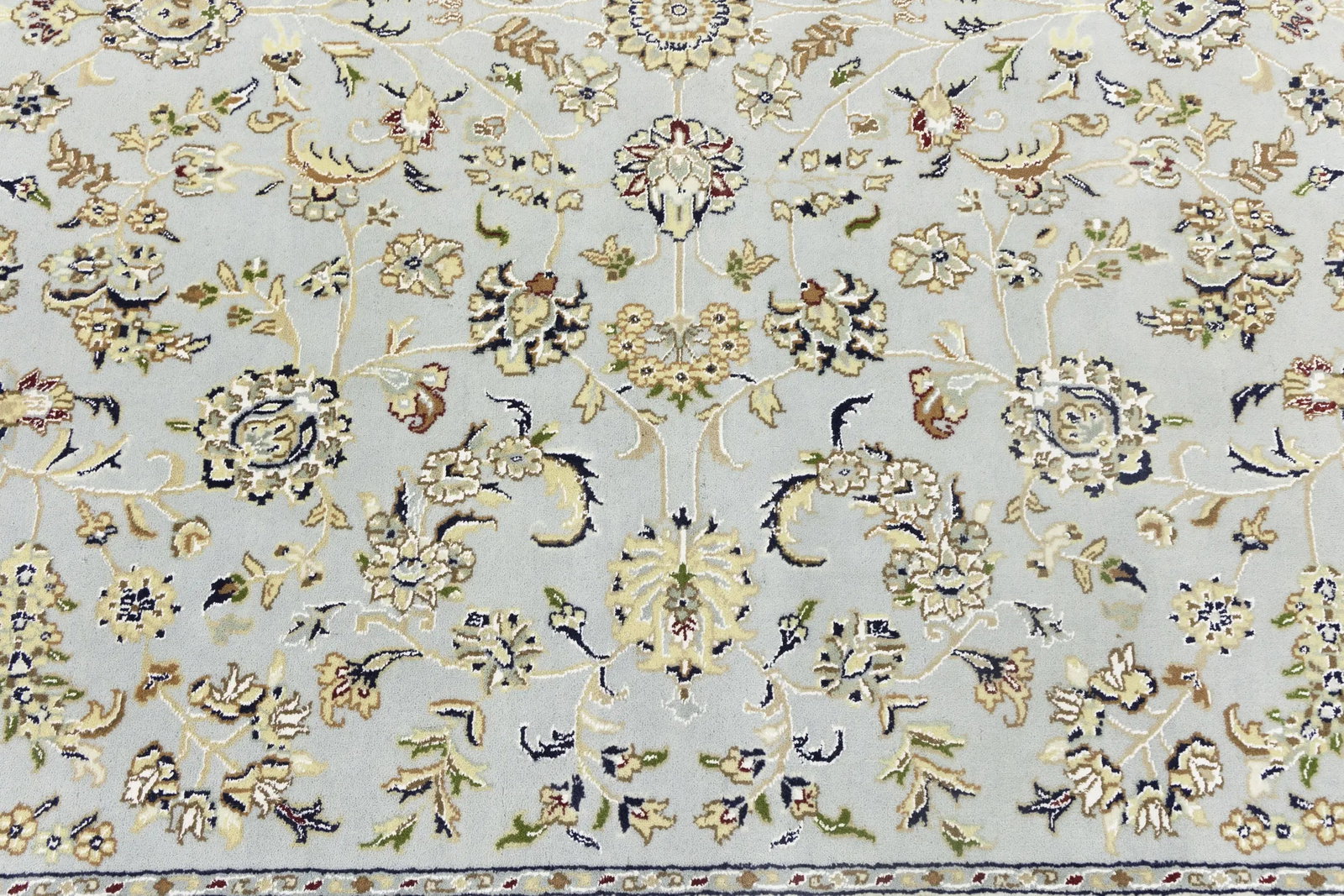 Light Blue-gray Floral 8X10 Indo-Nain Oriental Rug - 11