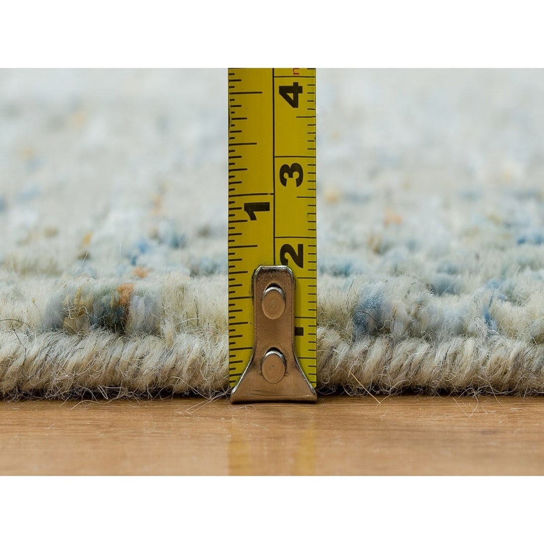 Gray Modern Jacquard Hand Loomed Wool and Silk Runner Oriental Rug - 7