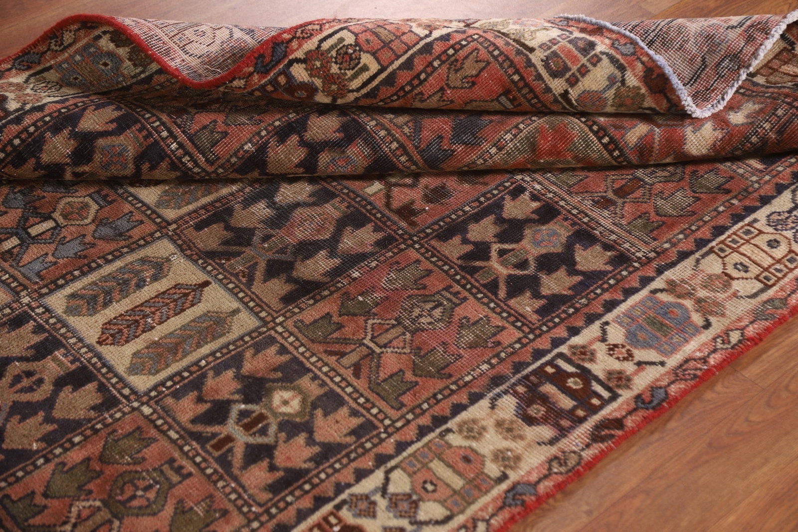 Garden Design Bakhtiari Persian Area Rug 5x9 - 17