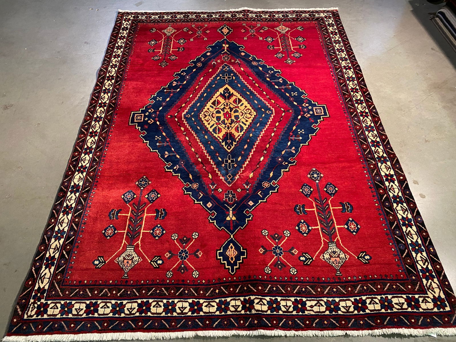UNIQUE PERSIAN RUG 5.5x7.5: Title:UNIQUE PERSIAN RUG 5.5x7.5Description:5'.5"X7'.5" Unique and collectable Authentic Persian Hamedan ,unique in size and design ,in red , royal blue, navy and multi accent colors, Vege dye Hand