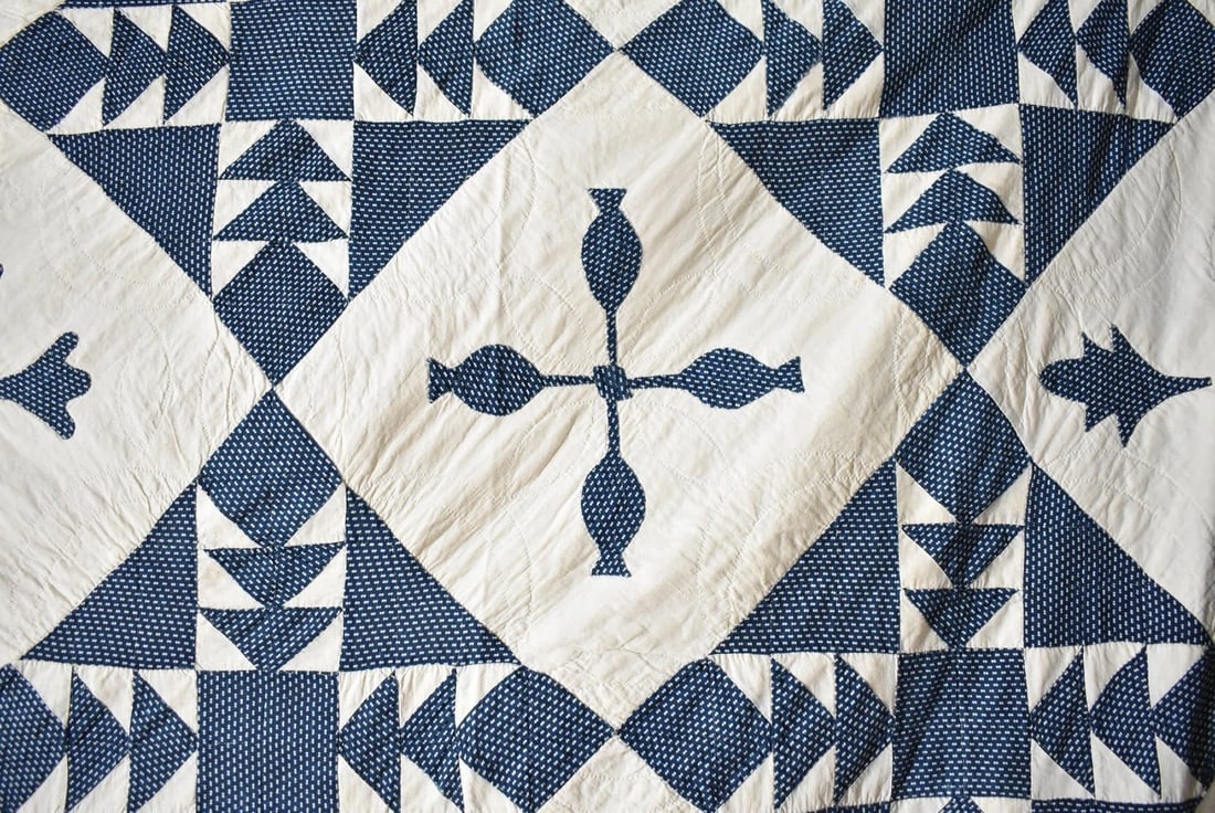 Rare 1850's Indigo Blue & White Quilt - 3