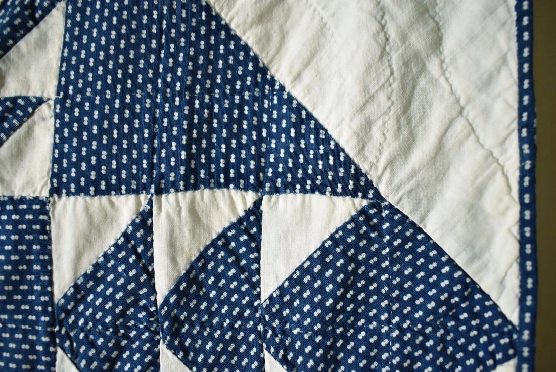 Rare 1850's Indigo Blue & White Quilt - 9