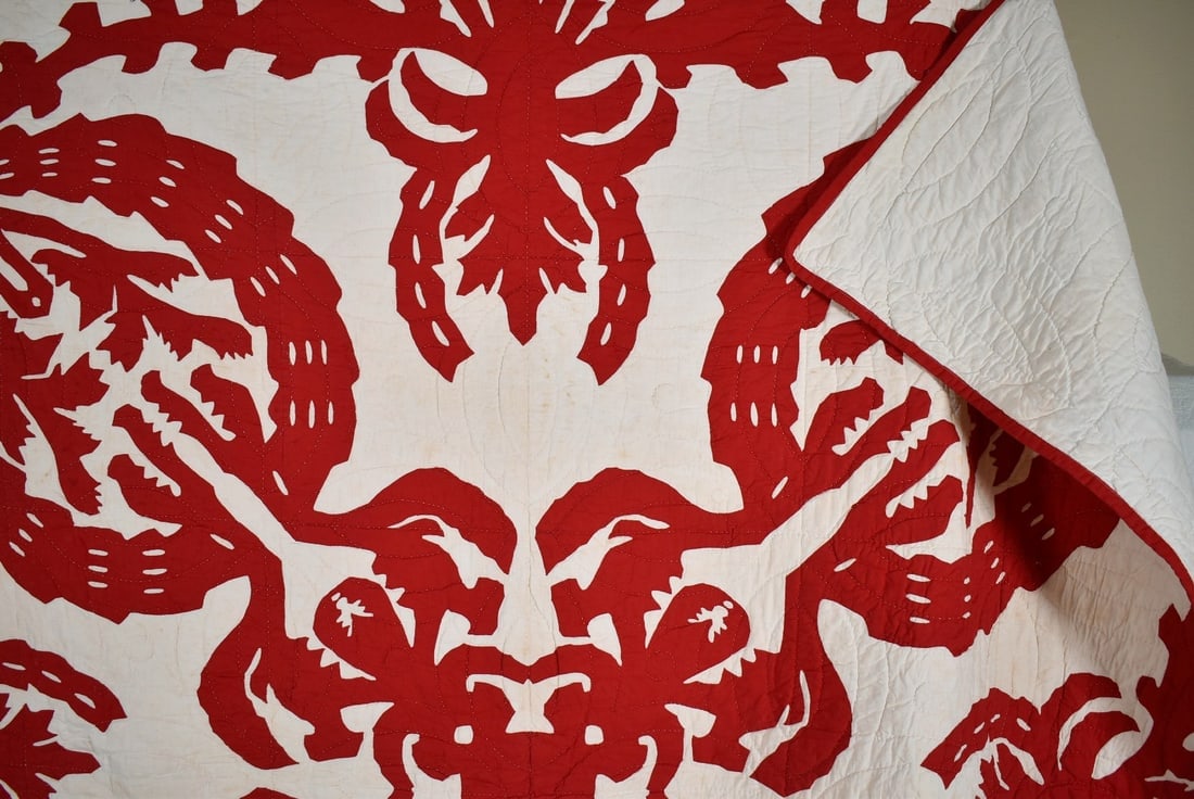 Rare 1890s Red & White Hawaiian Quilt - 10