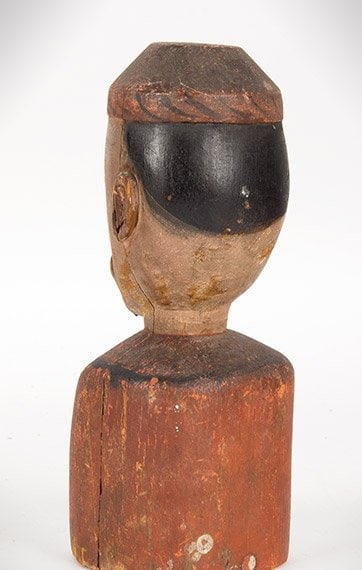 EARLY CARVING BUST OF A MAN - 2