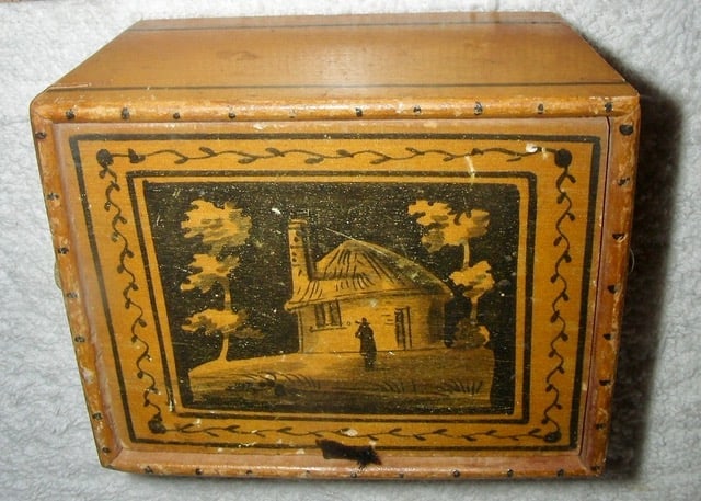 Small 19th C Trinket Box w/ Hand-Painted Lid - 7