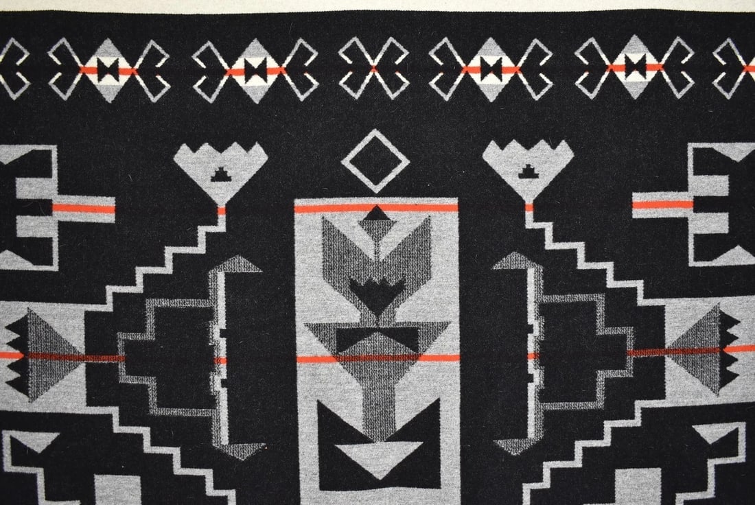 Vintage Pendleton Indian Blanket - 3