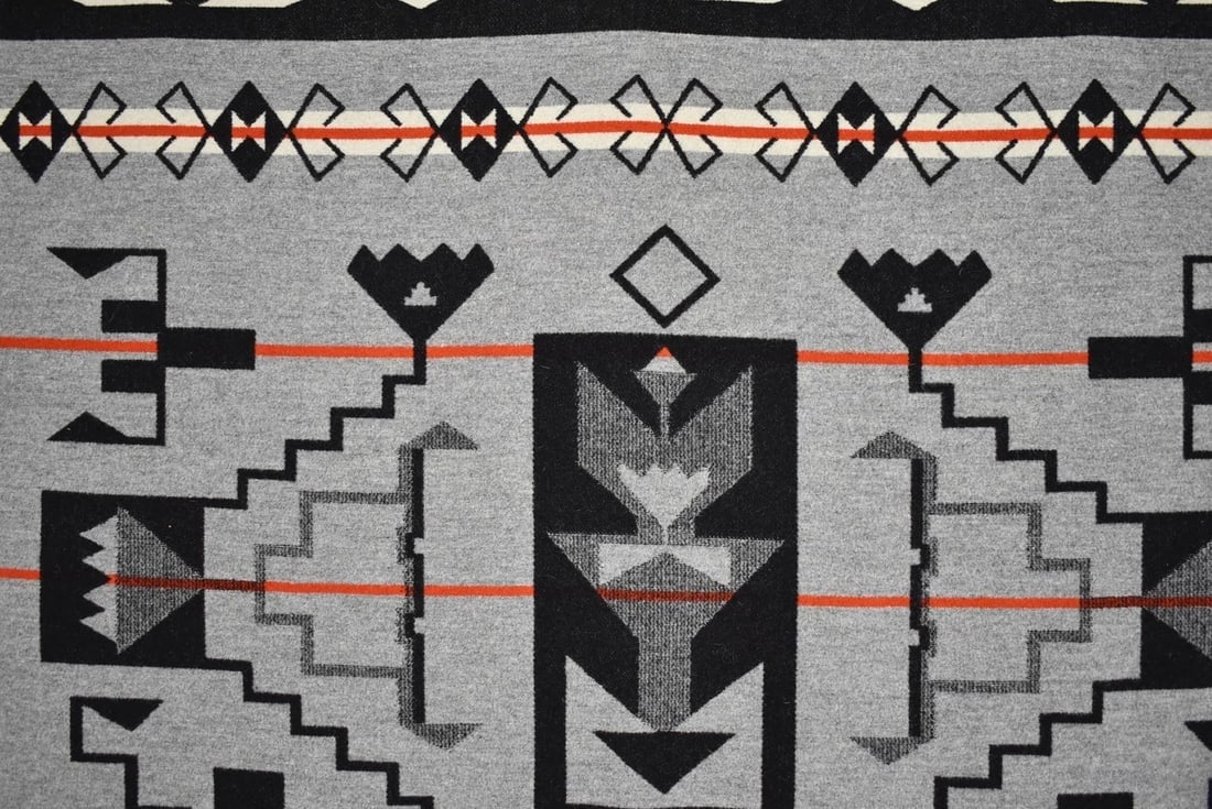 Vintage Pendleton Indian Blanket - 9