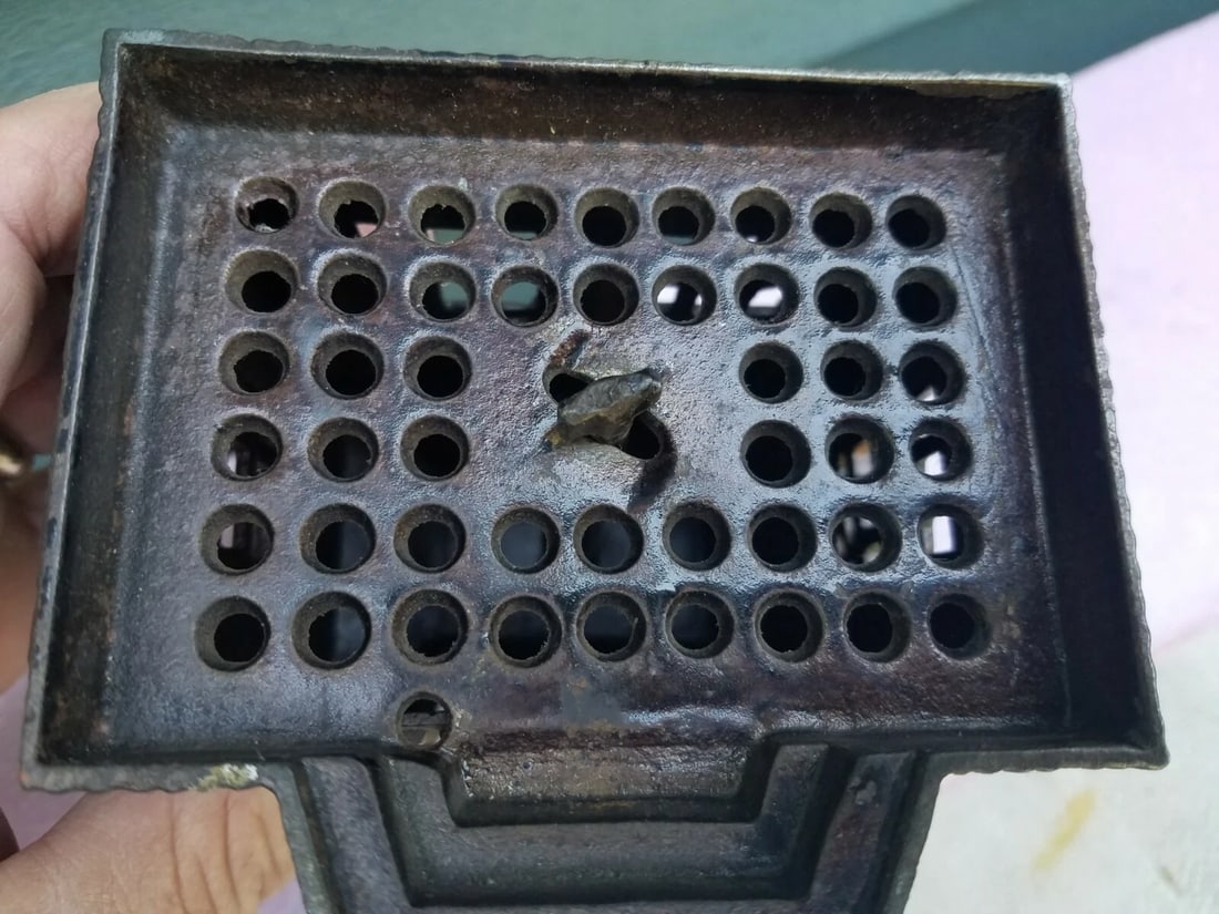 Figural state bank cast iron great original condition - 3