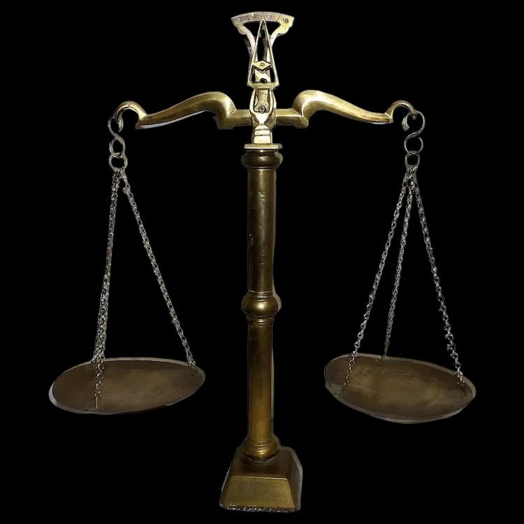 Antique Brass Pan Balance Scale Justice: Antique authentic balance scale in brass and bronze. Two plates fixed by rigid suspensions. Column ornated with a spherical top. Hand-crafted 19th-century quality. Item ID: ls009663. 