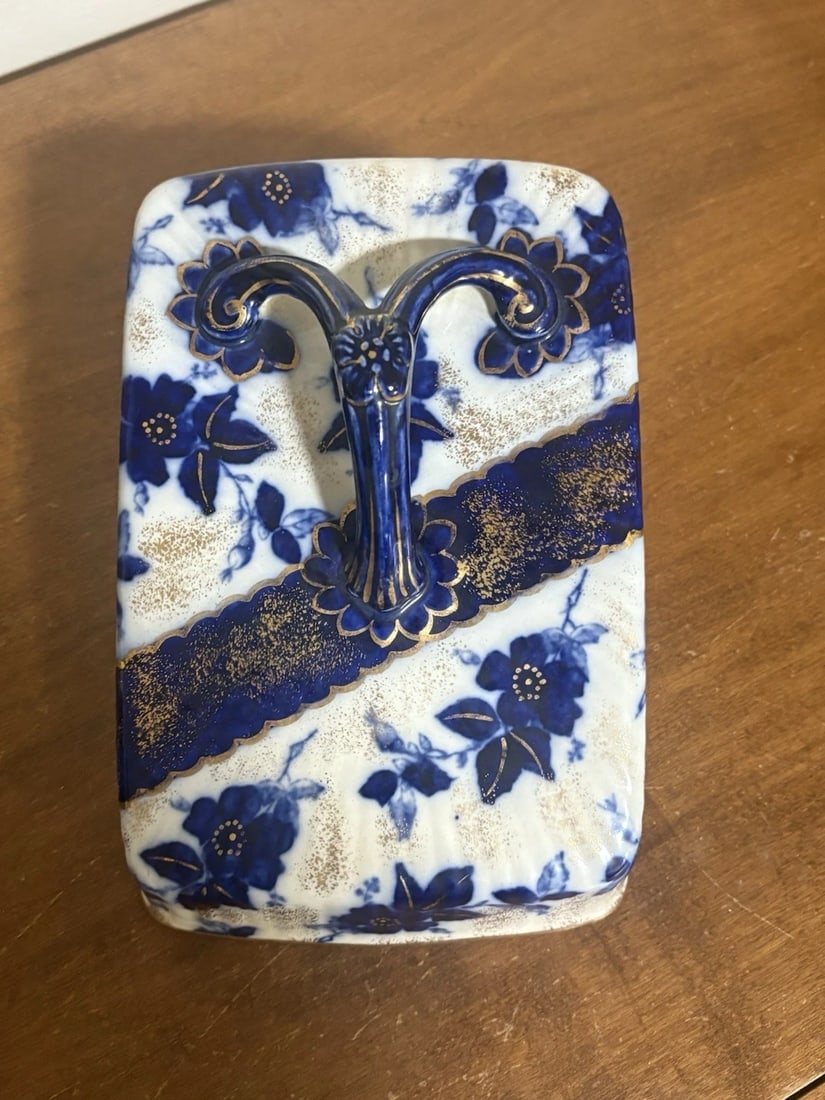 Flow Blue Covered Cheese Dish - 5