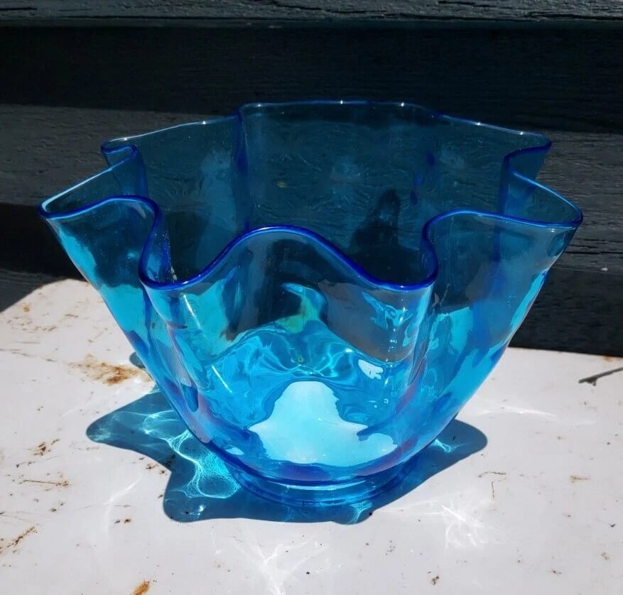 Rare Blue Translucent gas lamp shade: Great looking piece in excellent condition. Has a small Factory straw mark. No chips or cracks 5 1/2" tall. 4" in diameter were it connect to lamp Shipping charges include insurance. 