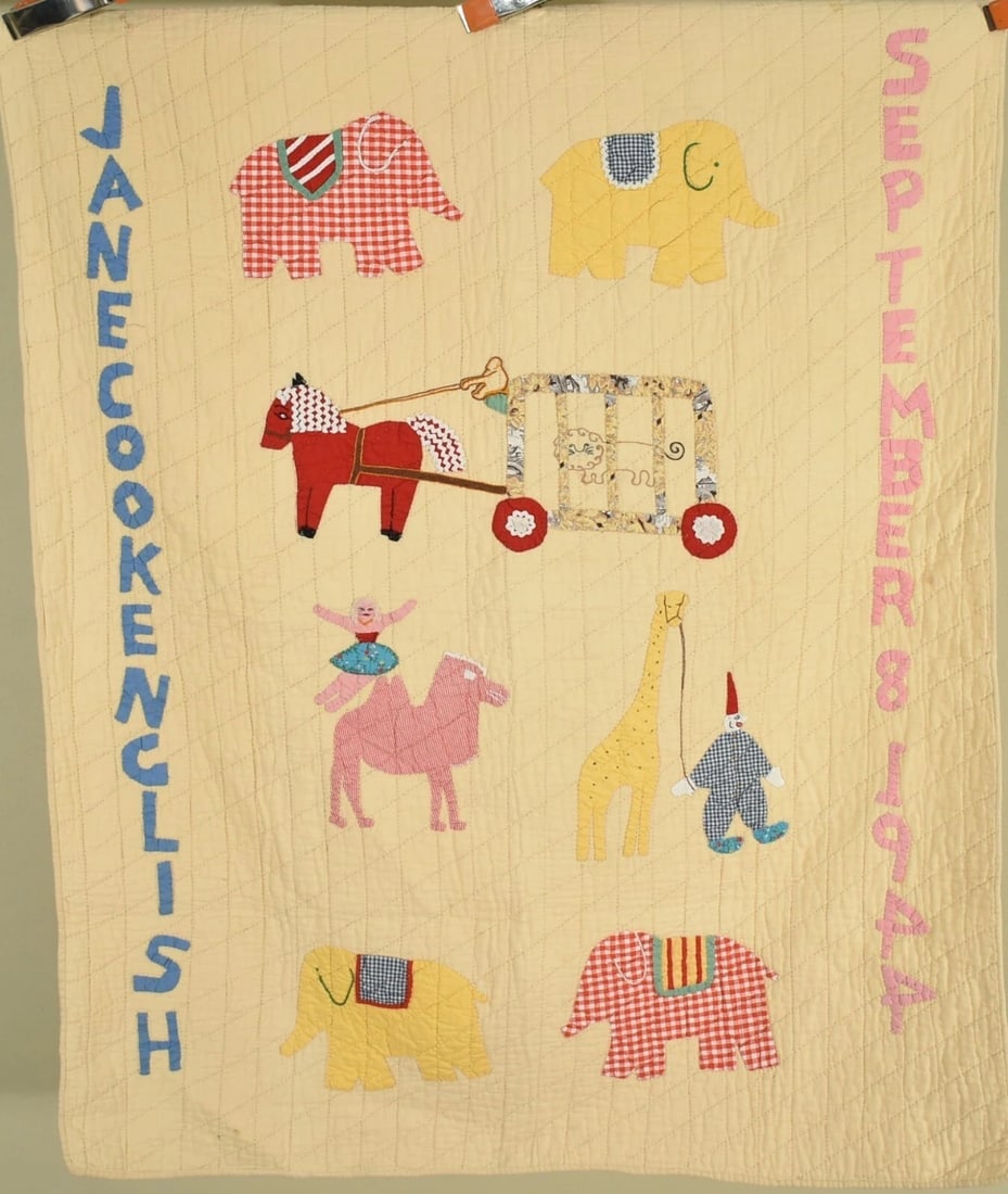 Folky Vintage Circus Crib Quilt, d. 1944