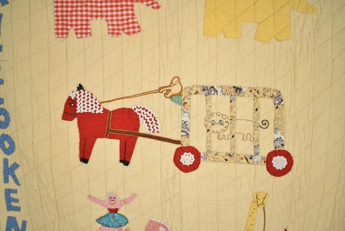 Folky Vintage Circus Crib Quilt, d. 1944 - 2