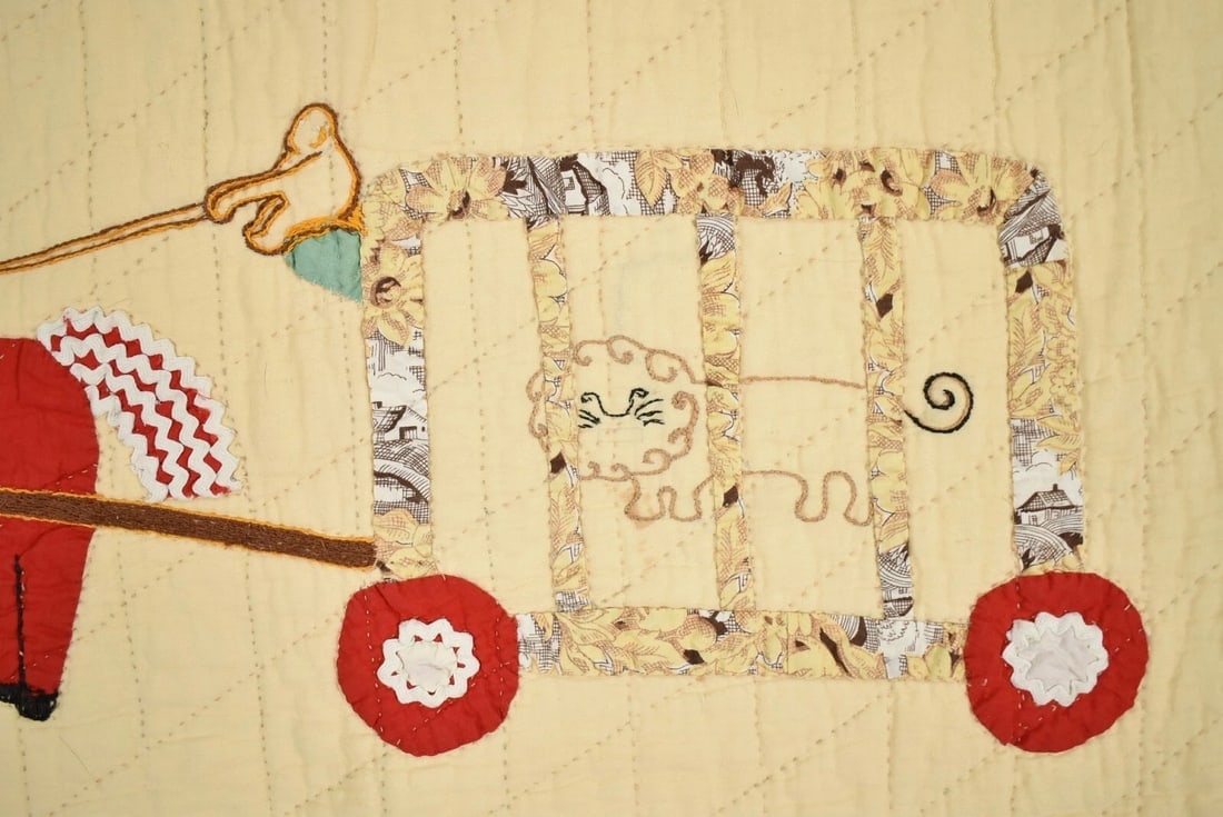 Folky Vintage Circus Crib Quilt, d. 1944 - 8