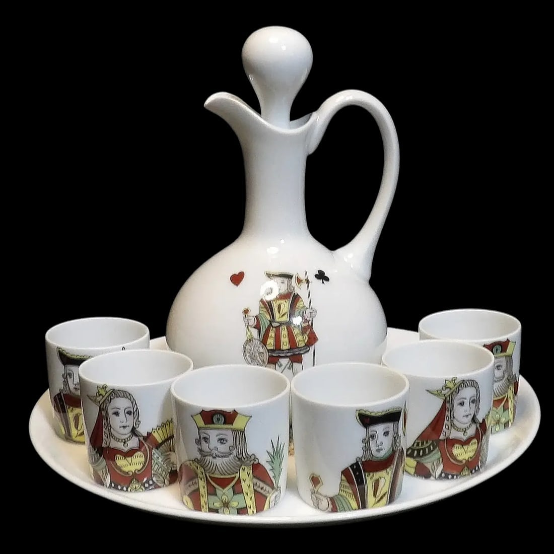 Vintage Porcelaine de Paris Neiman Marcus Plate: Exquisite Porcelaine de Paris decorative plate, retailed by Neiman Marcus. Features hand-painted birds and floral motifs with gilded scalloped edges. Item ID: ls008748. Shipping:Domestic: Flat-rate