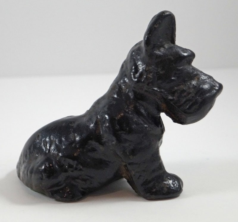 Scottie Dog Cast Iron Paperweight 1930 - 2