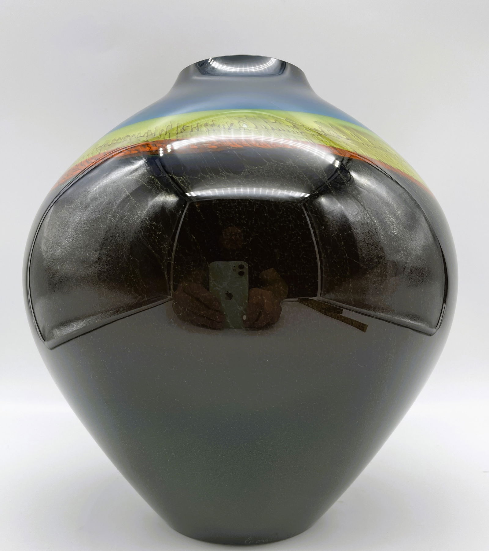 STUDIO ART GLASS VASE RONALD GUY CORRIE, SIGNED DATED 1981 - 3