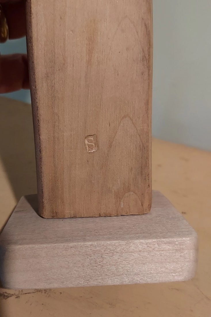 19th Century Glove Form Textile Mounted For Display - 2