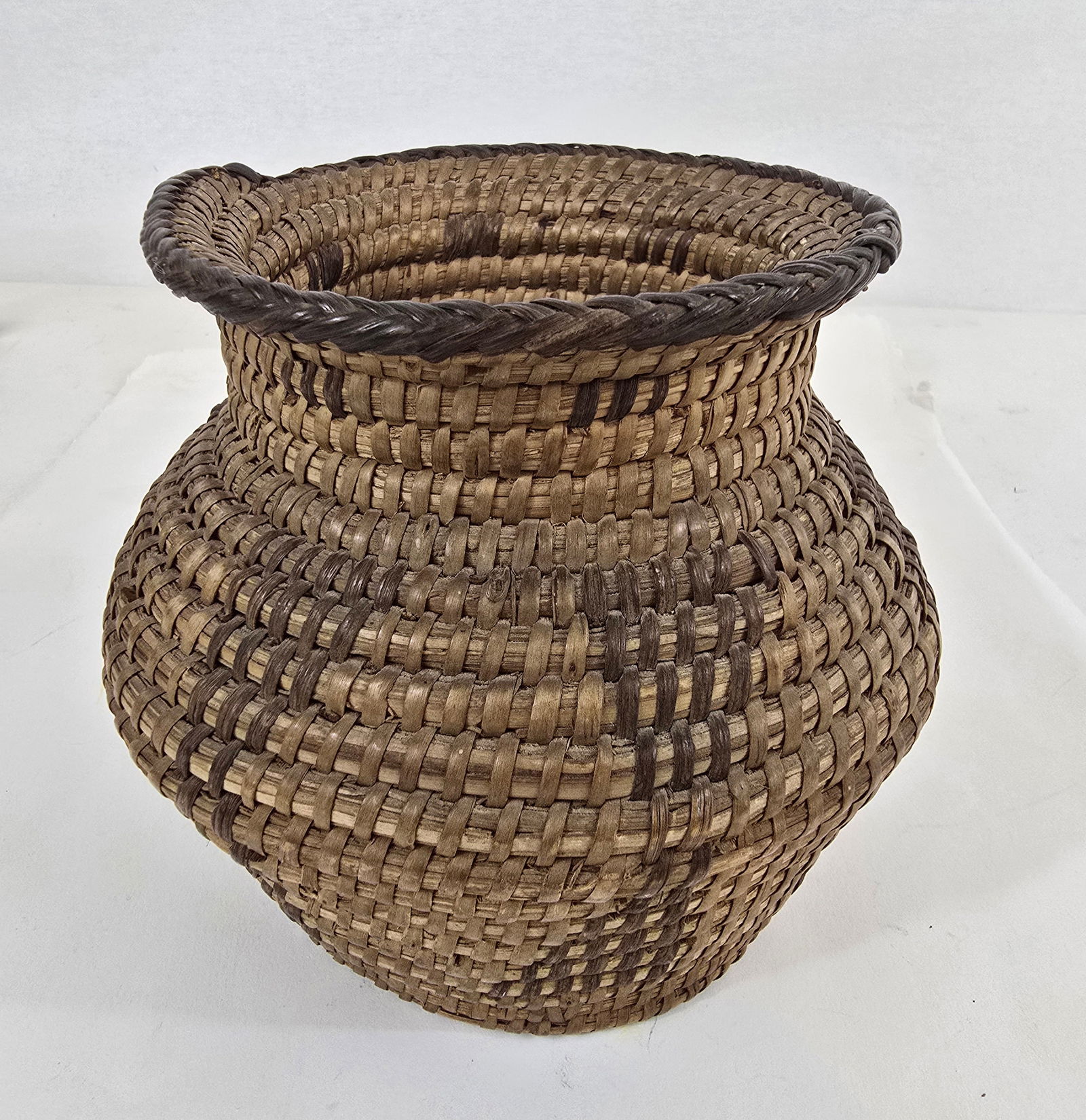 Plains Indian catlinite pipe - 10