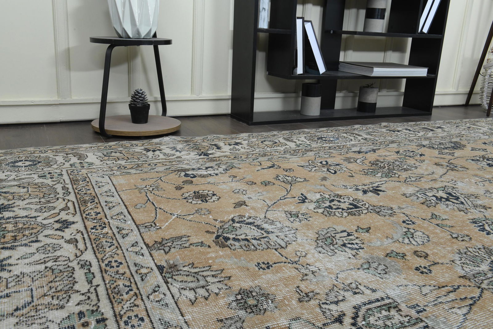 8'3x11'6 ft, OVERSIZED NEUTRAL RUG - 9