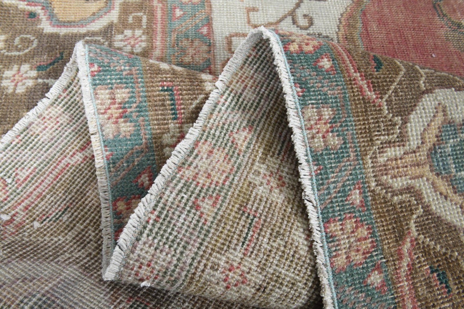 9x12'2 ft, PINK OVERSIZED RUG: Title: 9x12'2 ft, PINK OVERSIZED RUG Description: This Turkish one-of-a-kind Anatolian Vintage Rug is hand-knotted and handwoven by the most skilled artisans who use pure wool, in muted, natural