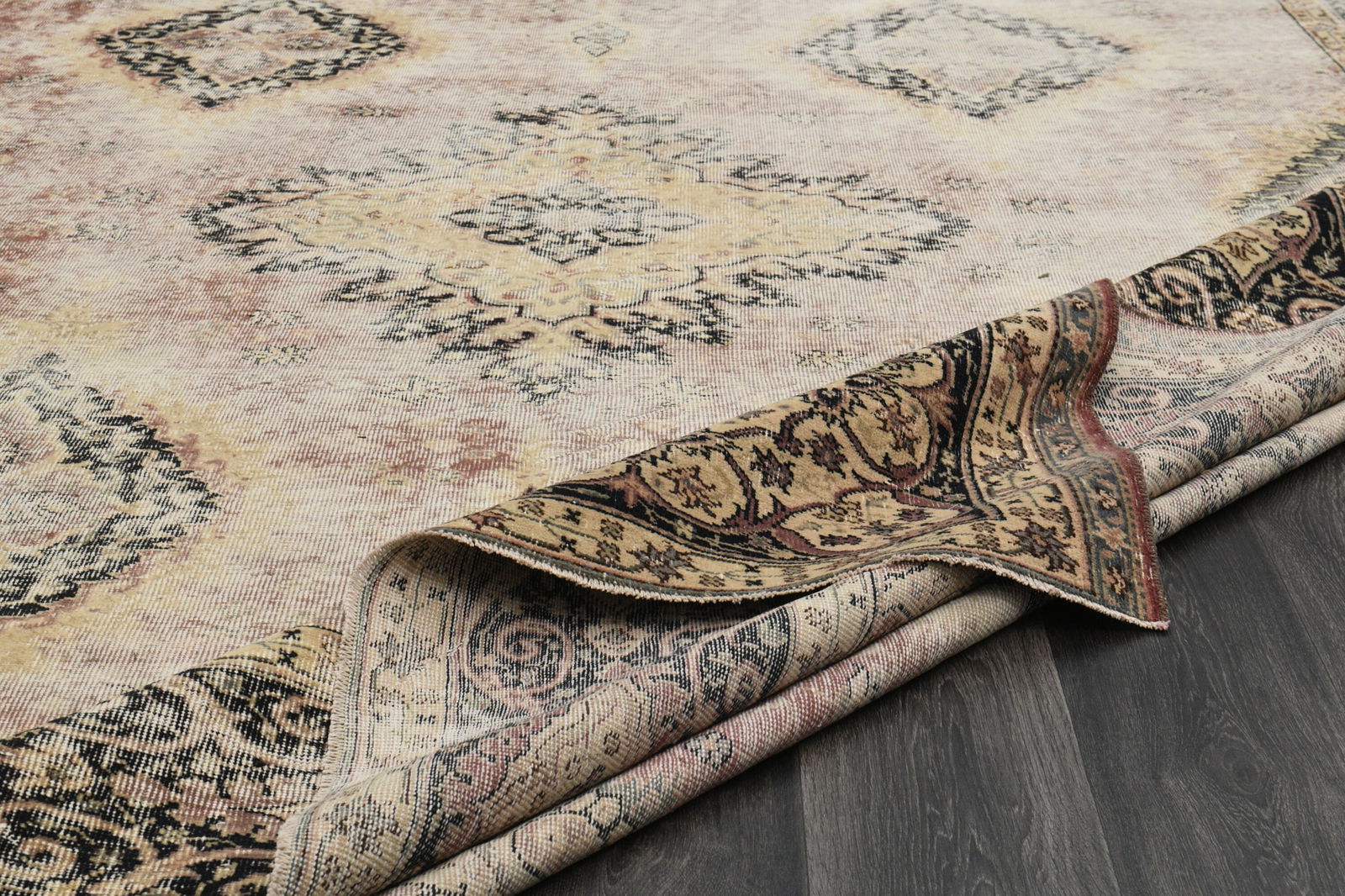 9.9x13.3 ft Oversized Rug - 12