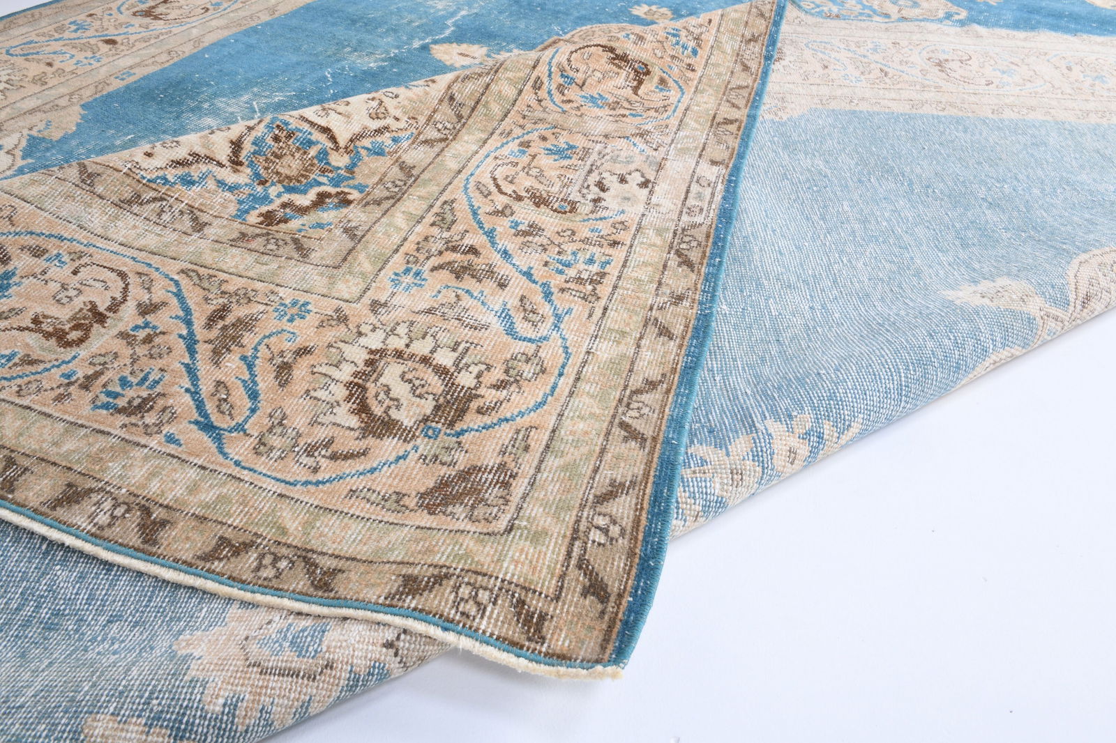 8.8x12 ft, TURKISH AREA Rug: Title: 8.8x12 ft, TURKISH AREA Rug Description: This Turkish one-of-a-kind Anatolian Vintage Rug is hand-knotted and handwoven by the most skilled artisans who use pure wool, in muted, natural tones,