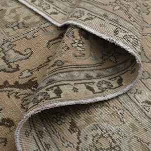 9'8x12'4 ft, LUXURY PERSIAN DÉCOR: Title: 9'8x12'4 ft, LUXURY PERSIAN DÉCOR Description: This Turkish one-of-a-kind Anatolian Vintage Rug is hand-knotted and handwoven by the most skilled artisans who use pure wool, in muted, natu