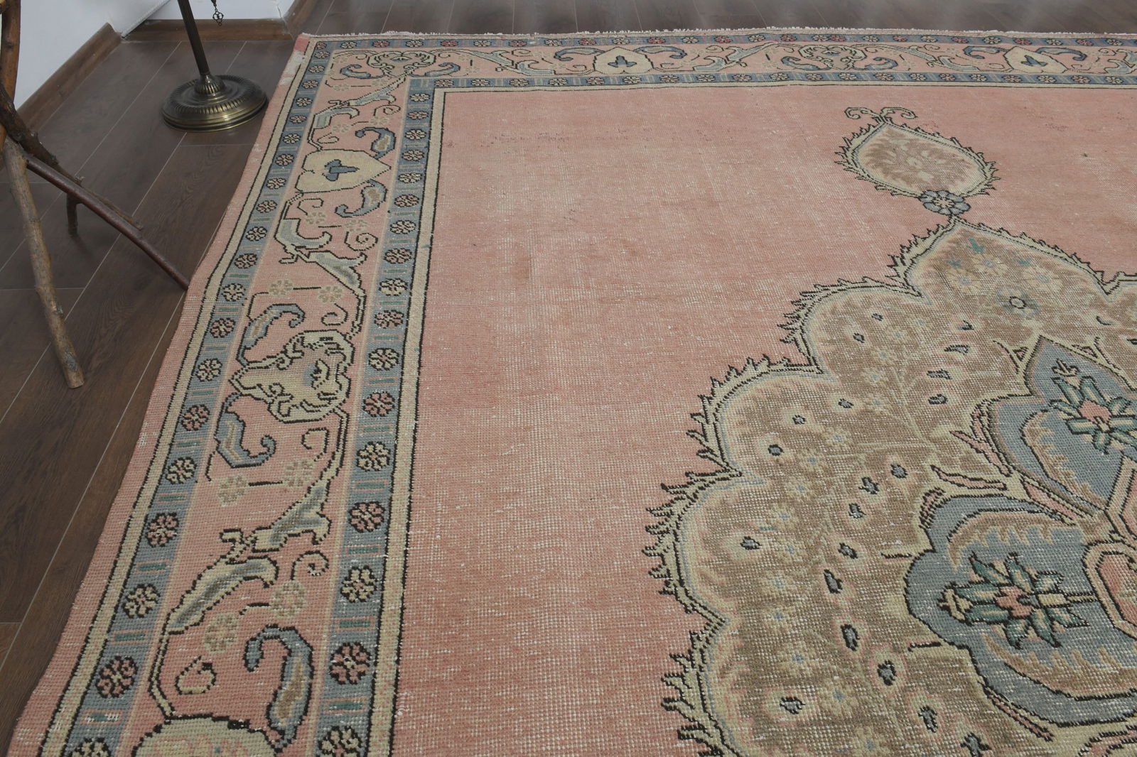 9.5x12.2 ft, PINK OVERSIZED RUG - 14